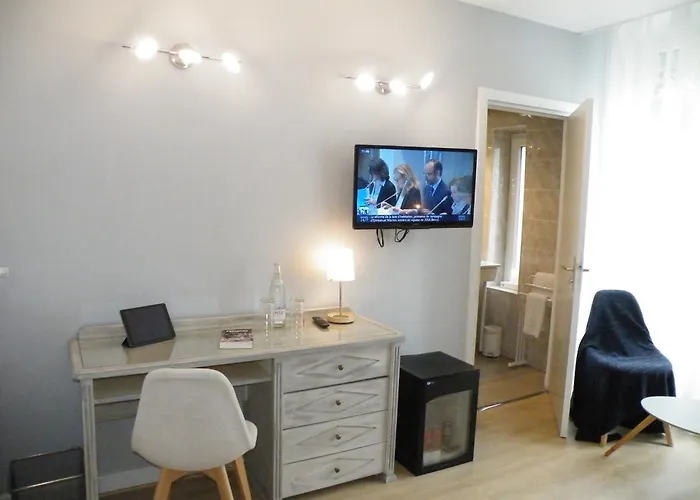 Brit Hotel Roanne - Le Grand Hotel