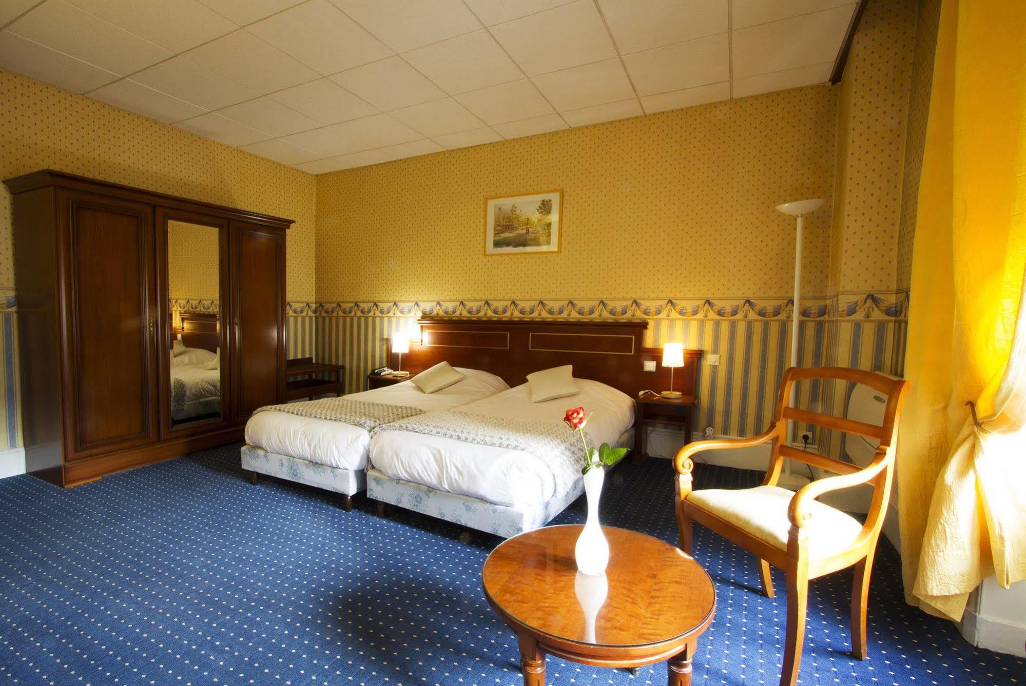 Brit - Le Grand Hotel Roanne